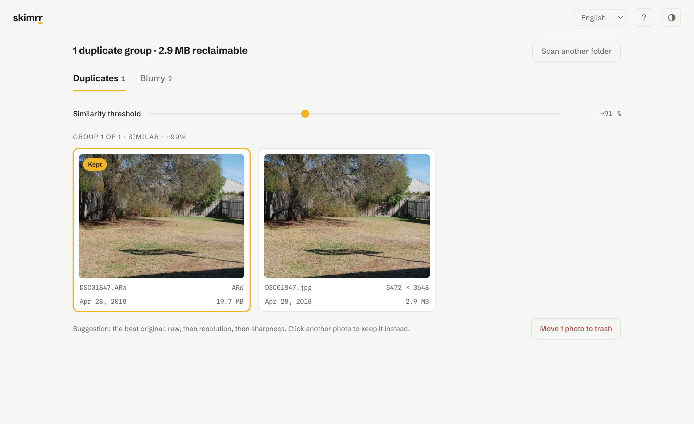 A duplicate group: the raw file is suggested as the one to keep
